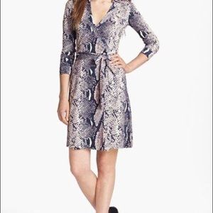 DVF Classic Wrap dress Python/Snake SZ 8
